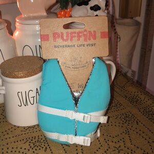 Puffin Beverage Life Vest Sky Blue